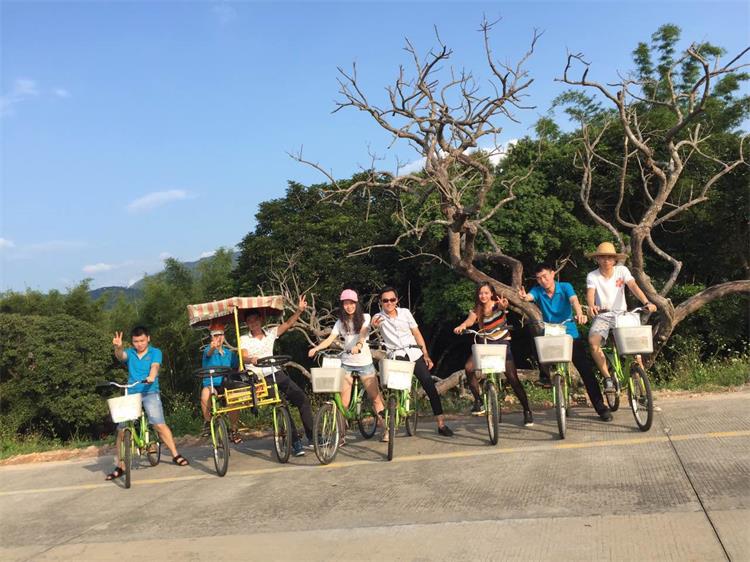 公司中秋國(guó)慶聚會(huì)活動(dòng)